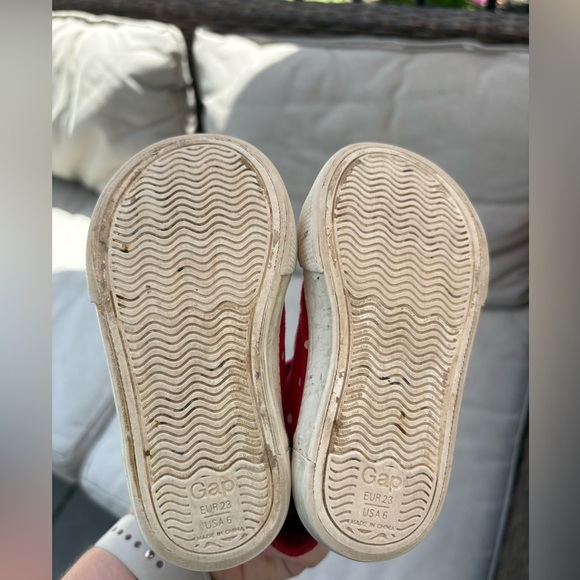 Baby Gap - Minnie Mouse sneakers - size 6 - Picture 4 of 6